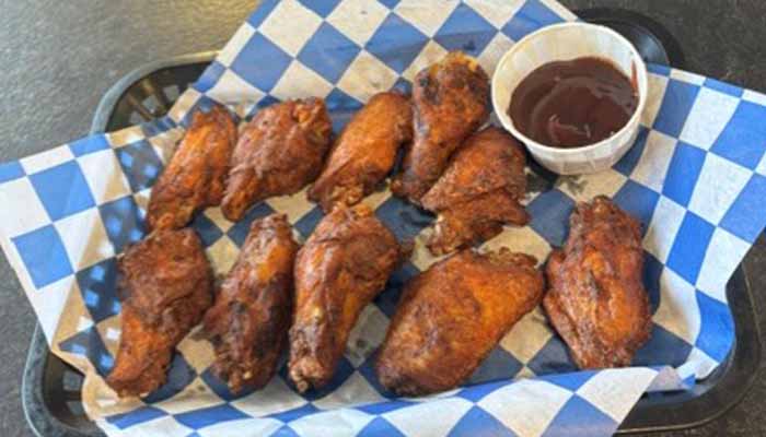 Fast Lane Bar Chicken Wings